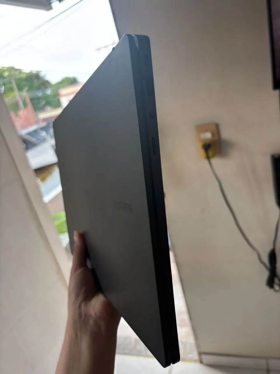 SAMSUNG GALAXY BOOK 2 - Foto 2