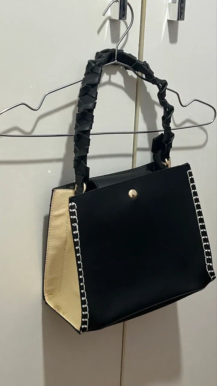 Bolsa preta da marca Josefina Rosacor - Foto 4