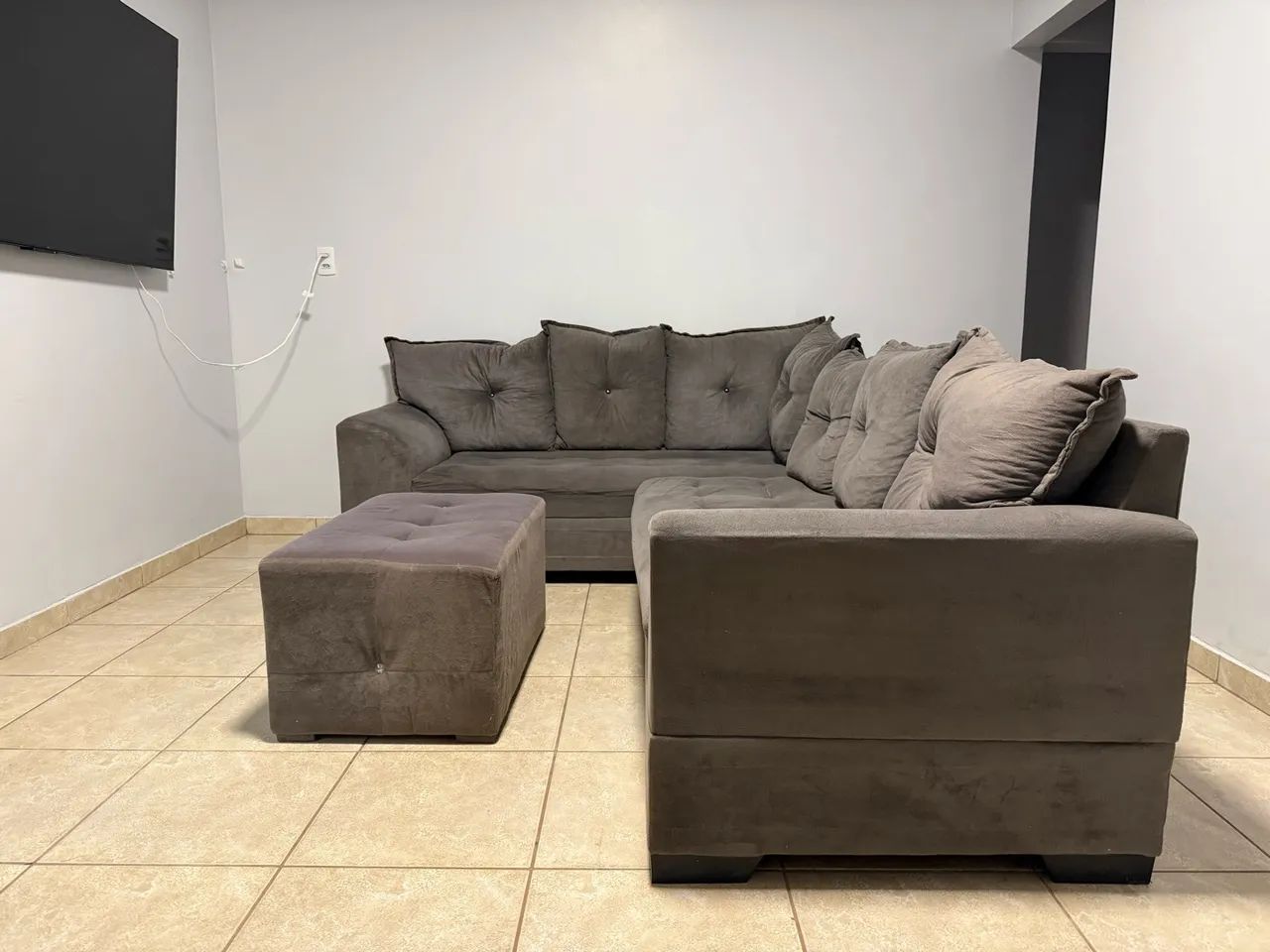 Sofá de canto Cinza bem conservado  - Foto 2