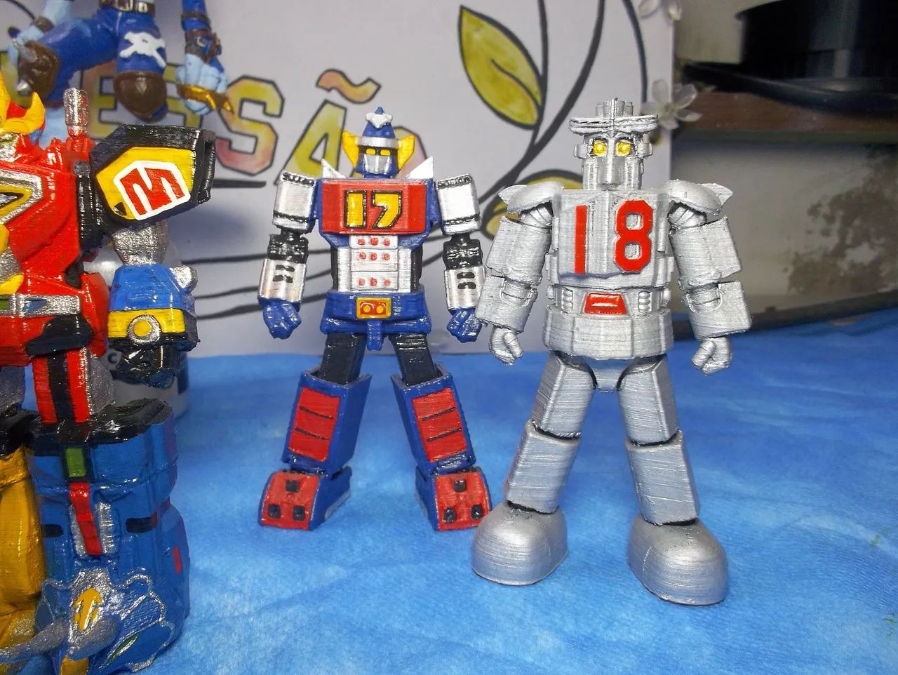 Conjunto Robô Daitetsujin 17 & 18 10cm cada Impressão 3D.  Sem articulações  - Foto 2