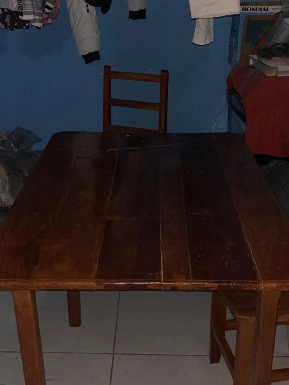 Mesa de madeira maciça de Jaca com 6 cadeiras - Foto 5