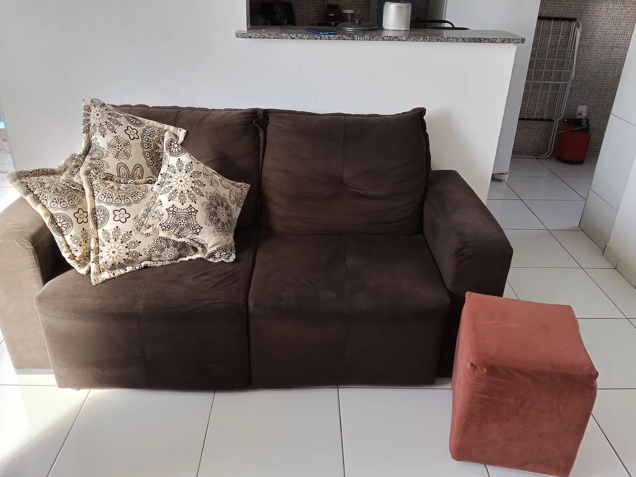 Sofá retrátil e inclinável 