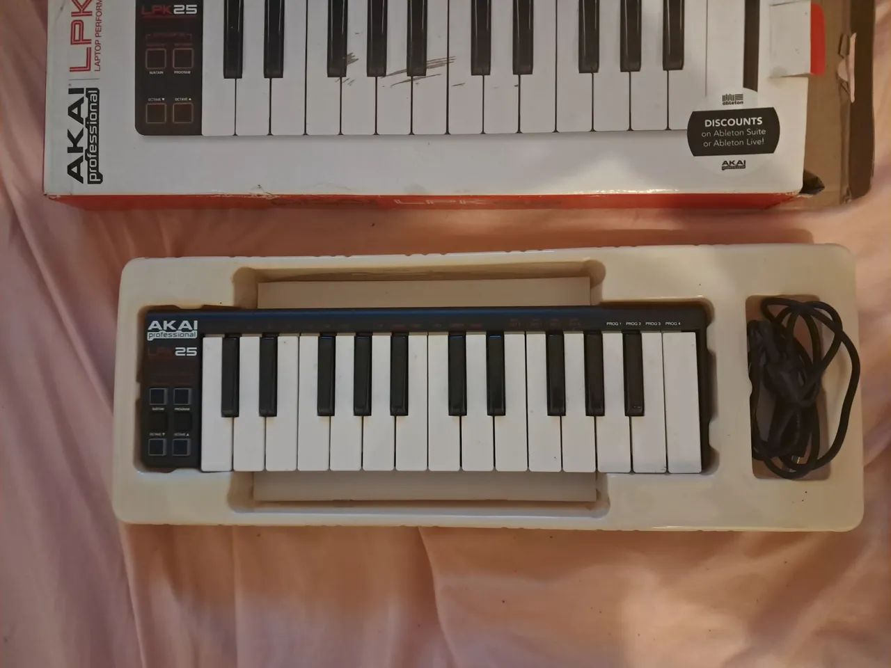 Teclado synth AKAI professional LPK 25 - Instrumentos musicais