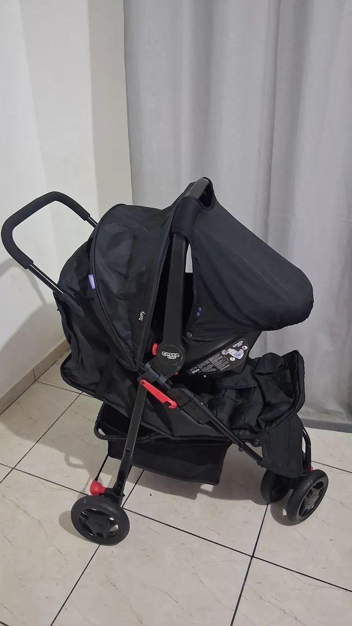 Carrinho de bebê com bebê conforto  - Foto 3