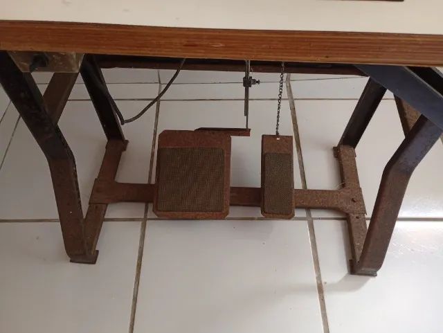 Máquina overloque  - Foto 3