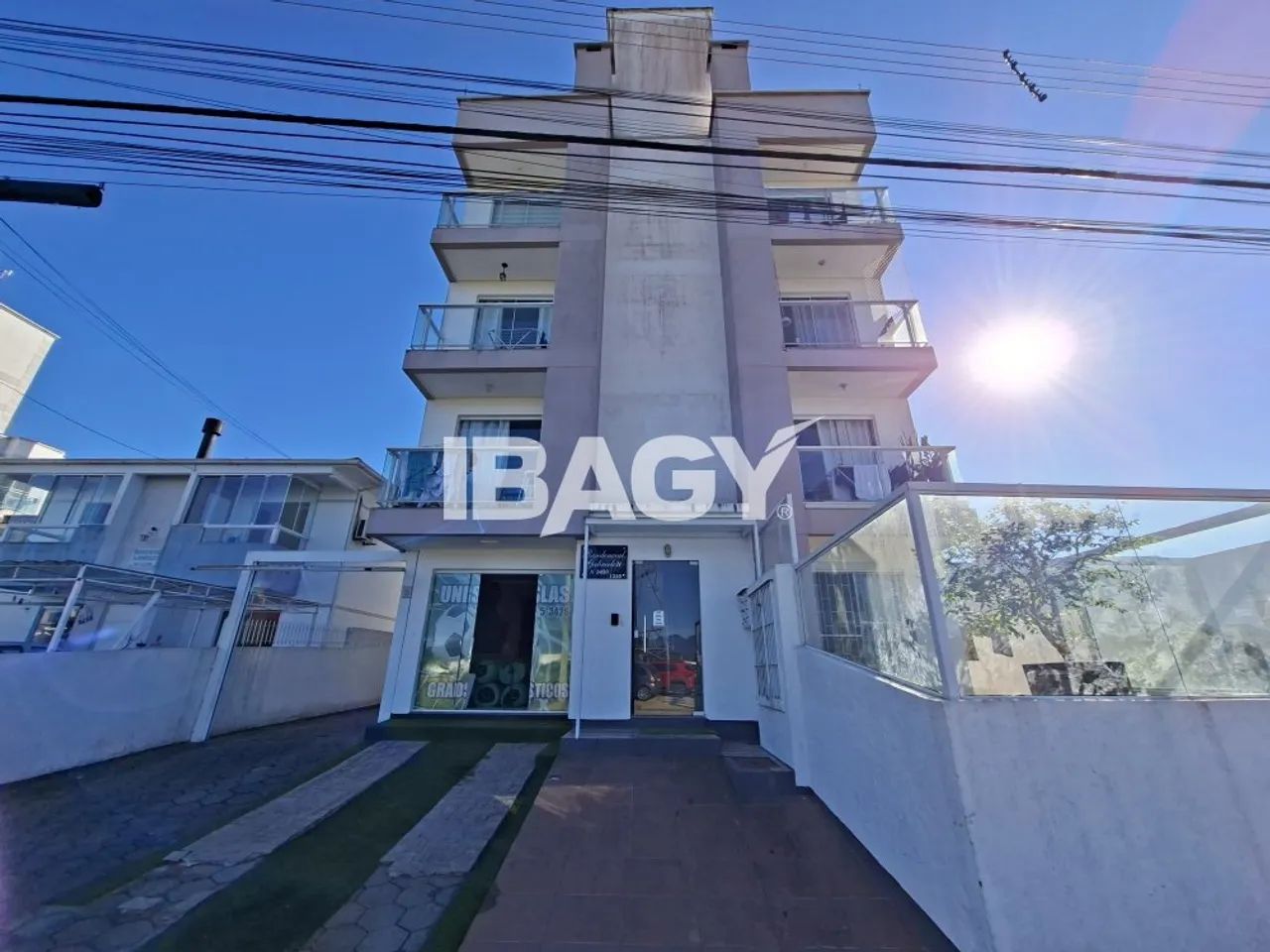 Excelente Apartamento 2 dormitório(s) em São Sebastião - Palhoça