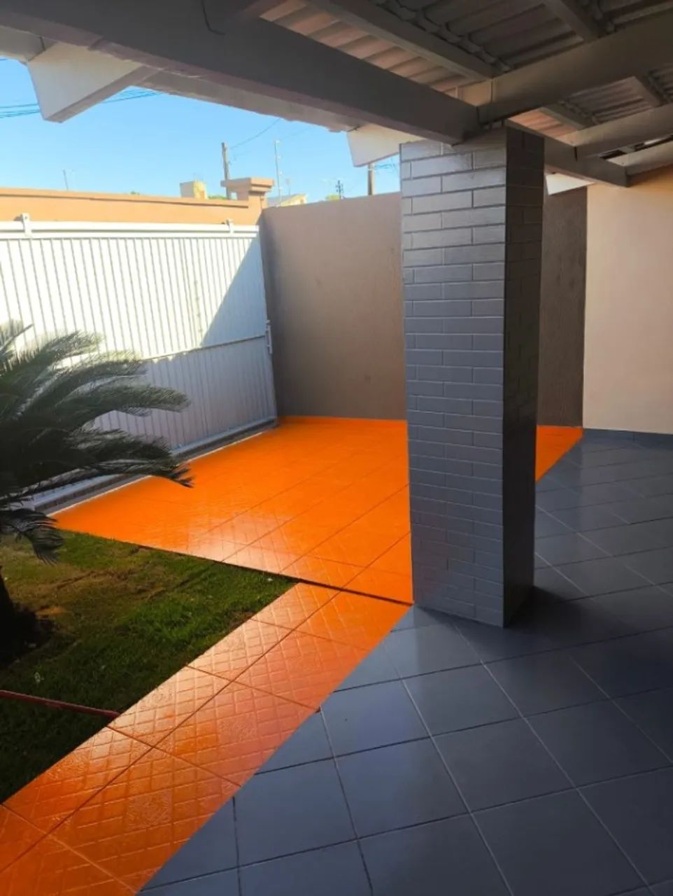 Casa 3 Quartos (1 Suíte) | Terreno 300m² | 2 Vagas | Ótima Localização - Foto 3