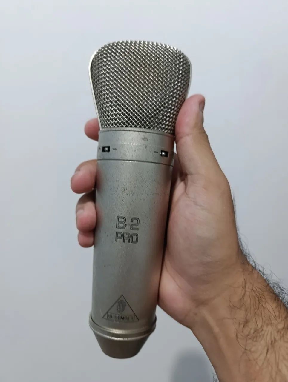 Microfone Behringer B2 Pro (Retirada de peças ou conserto) - Foto 3
