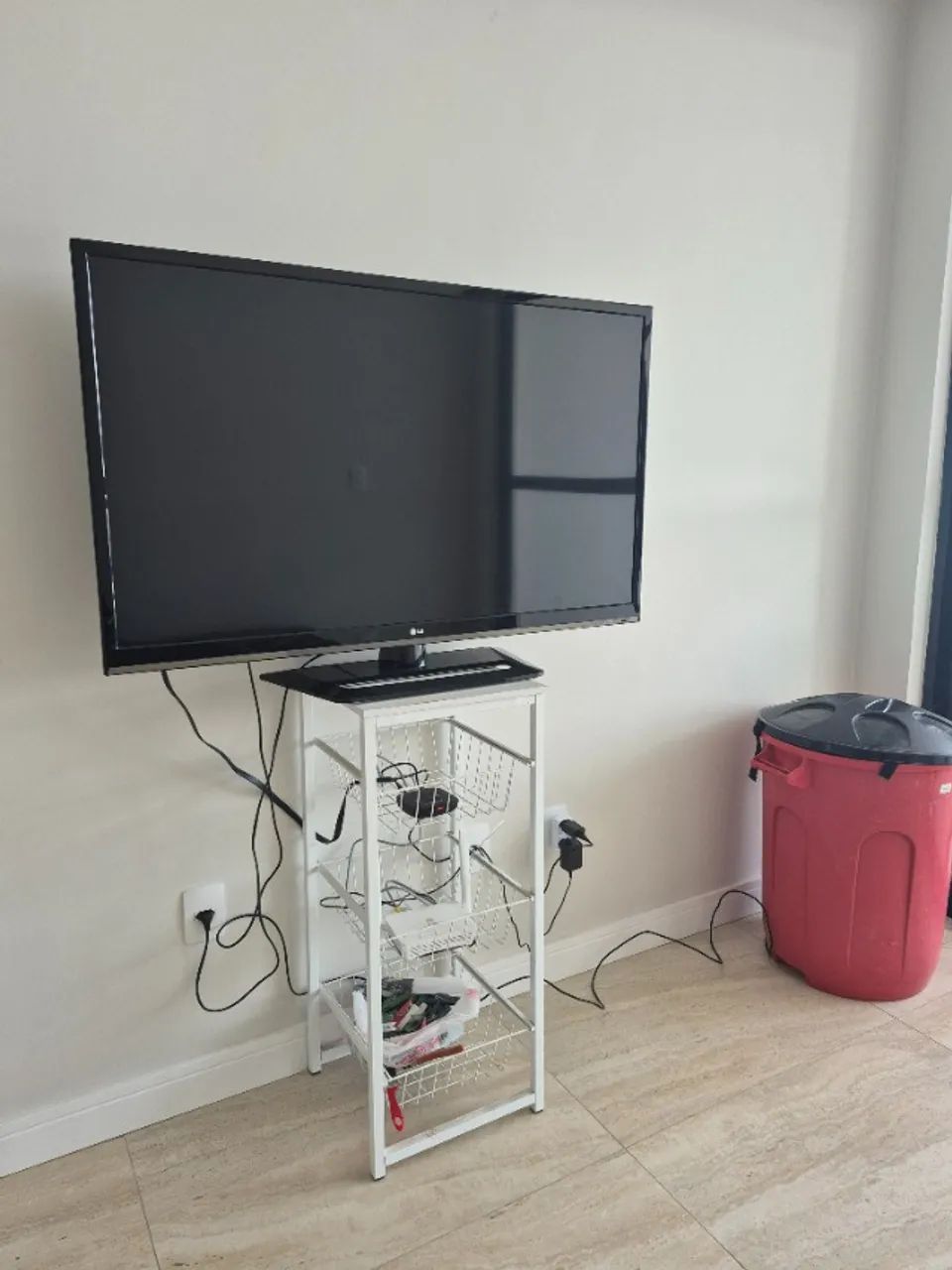 tv lg 47 LS 5700