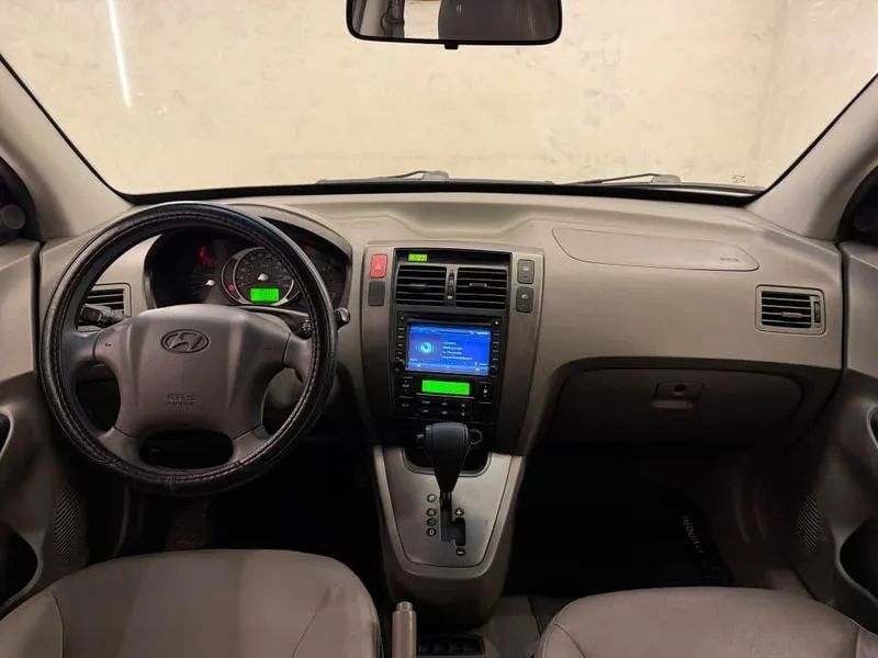Hyundai Tucson 2.0 16V Aut., foto 11 de 13