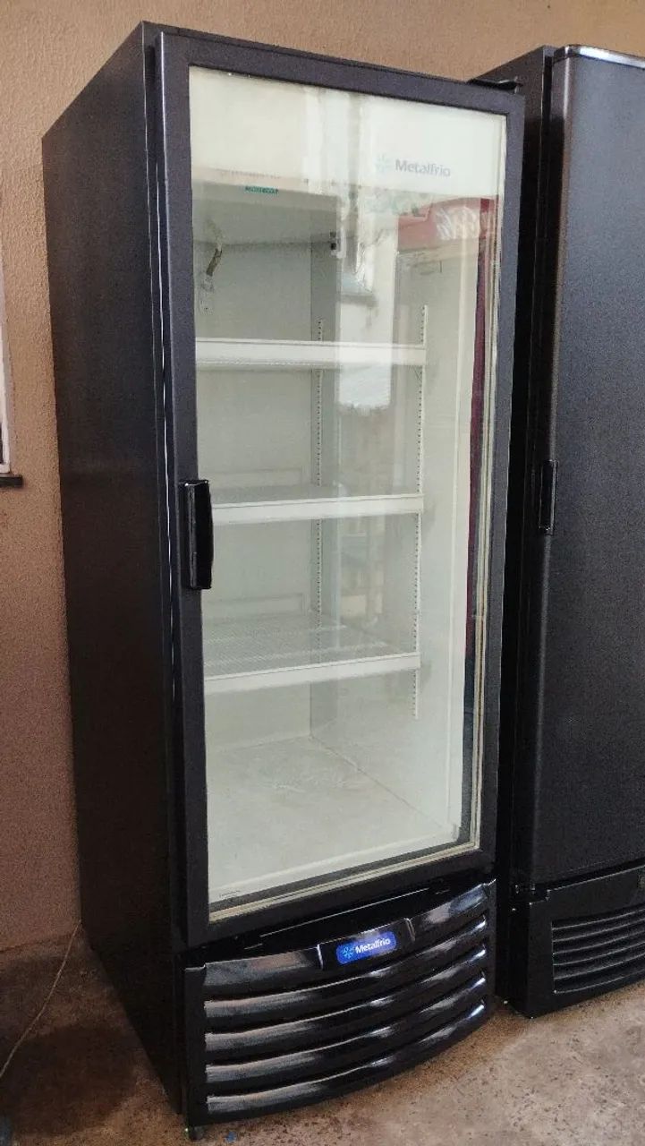 Expositor de bebidas Metalfrio 
