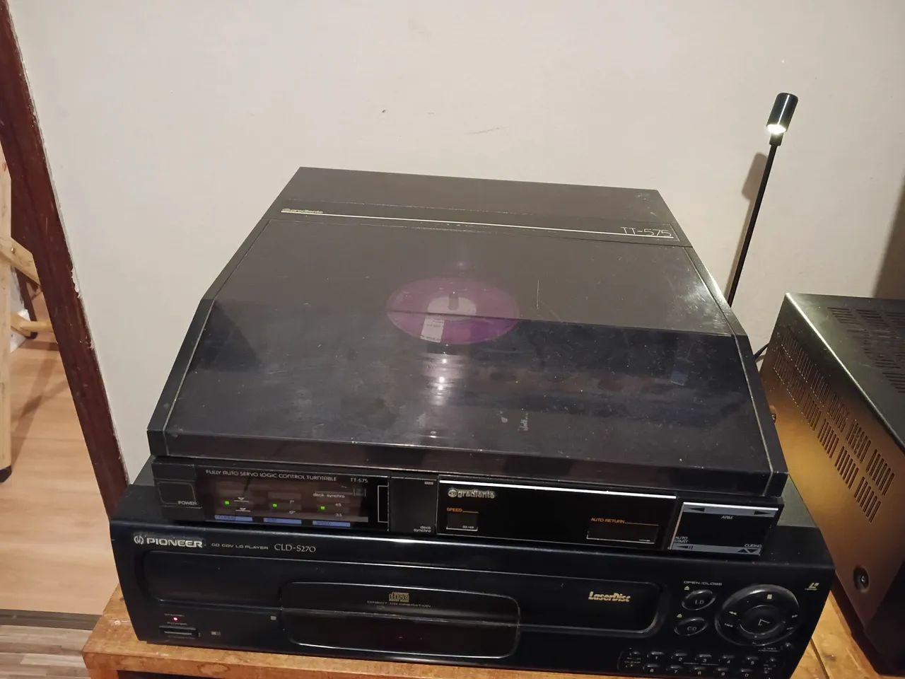 Toca discos Gradiente TT575  - Foto 4
