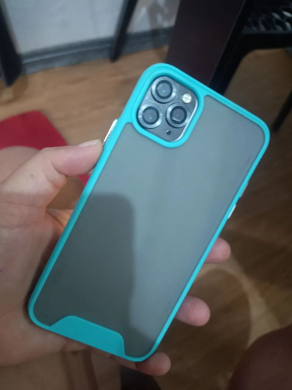 Celular iPhone 11 pro Max 64 gigas - Foto 2