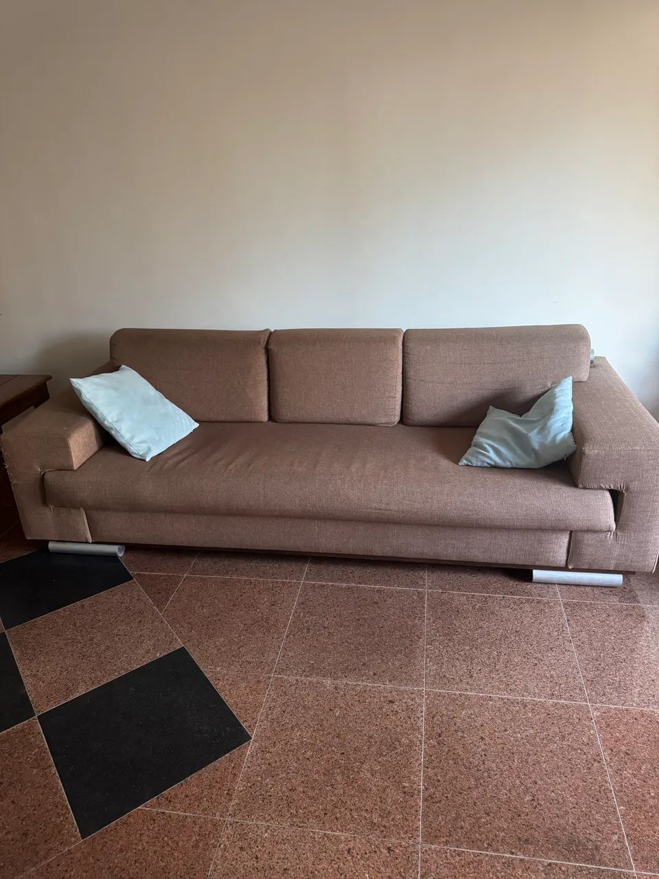 Vendo sofá usado