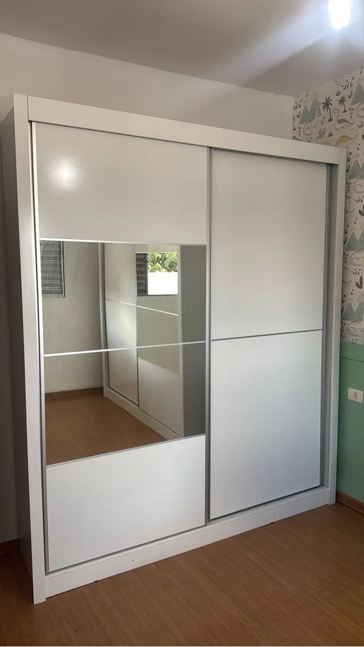 Guarda roupa branco - OPORTUNIDADE 