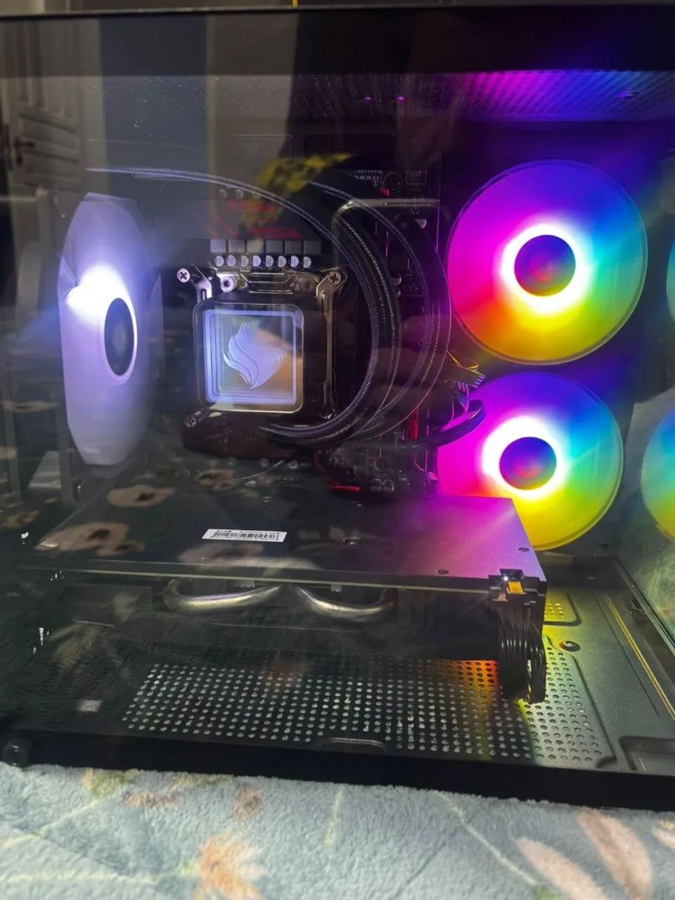 Pc gamer completo novo 3000 reais com a mesa  - Foto 3