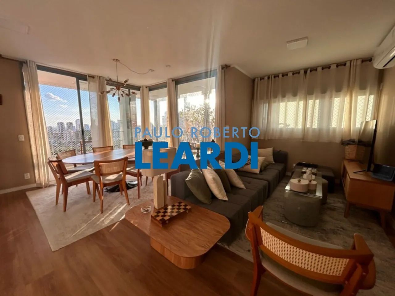 APARTAMENTO - PINHEIROS - SP