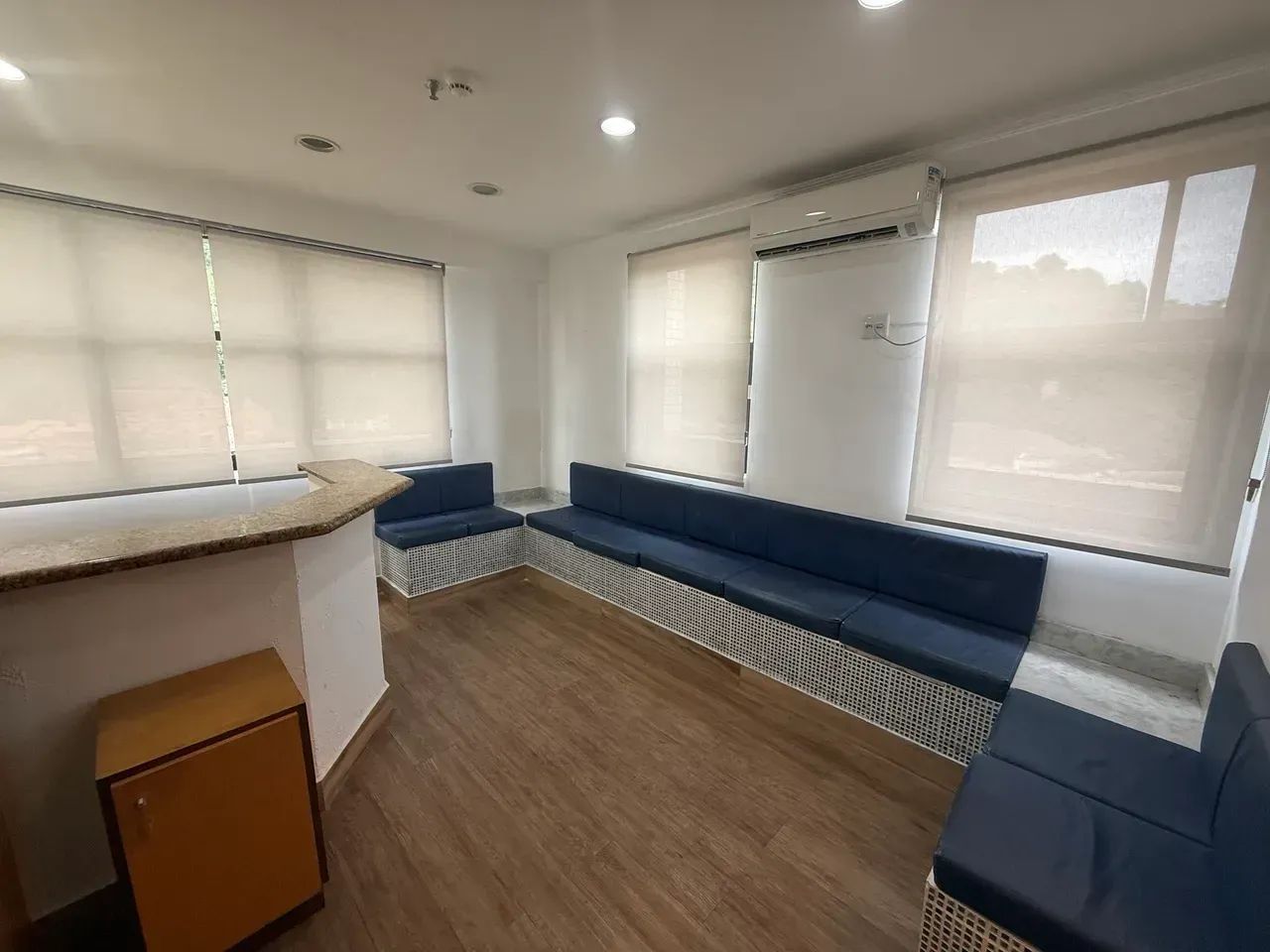 Sala Comercial Completa | Recepção Ampla | Vaga | Elevador - Foto 2
