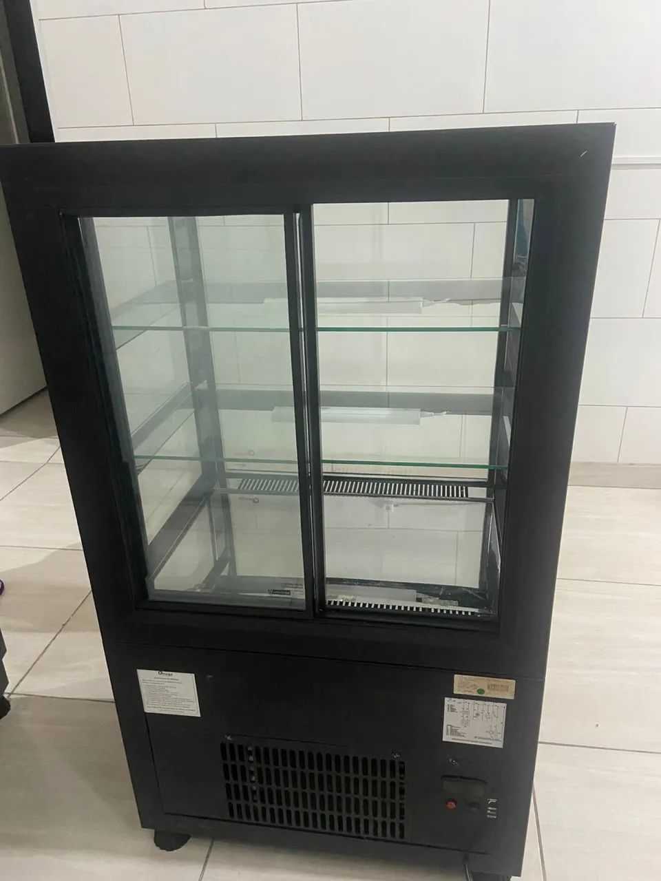 Vitrine Aquecida omega  