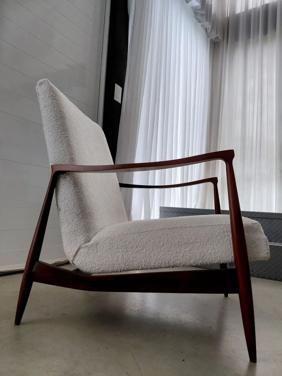 Poltrona Moveis Cimo Modernista 1960 - caviuna e bouclê boss - Foto 3