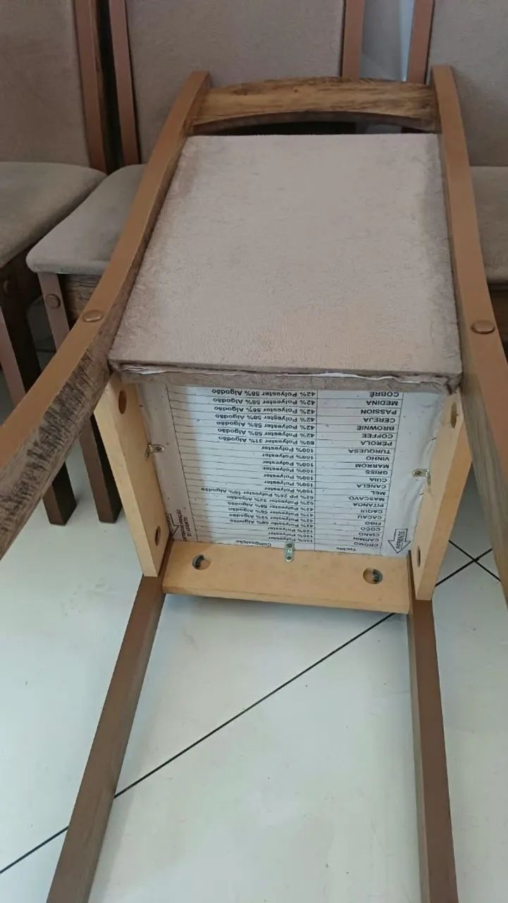4 cadeiras estofadas  - Foto 2