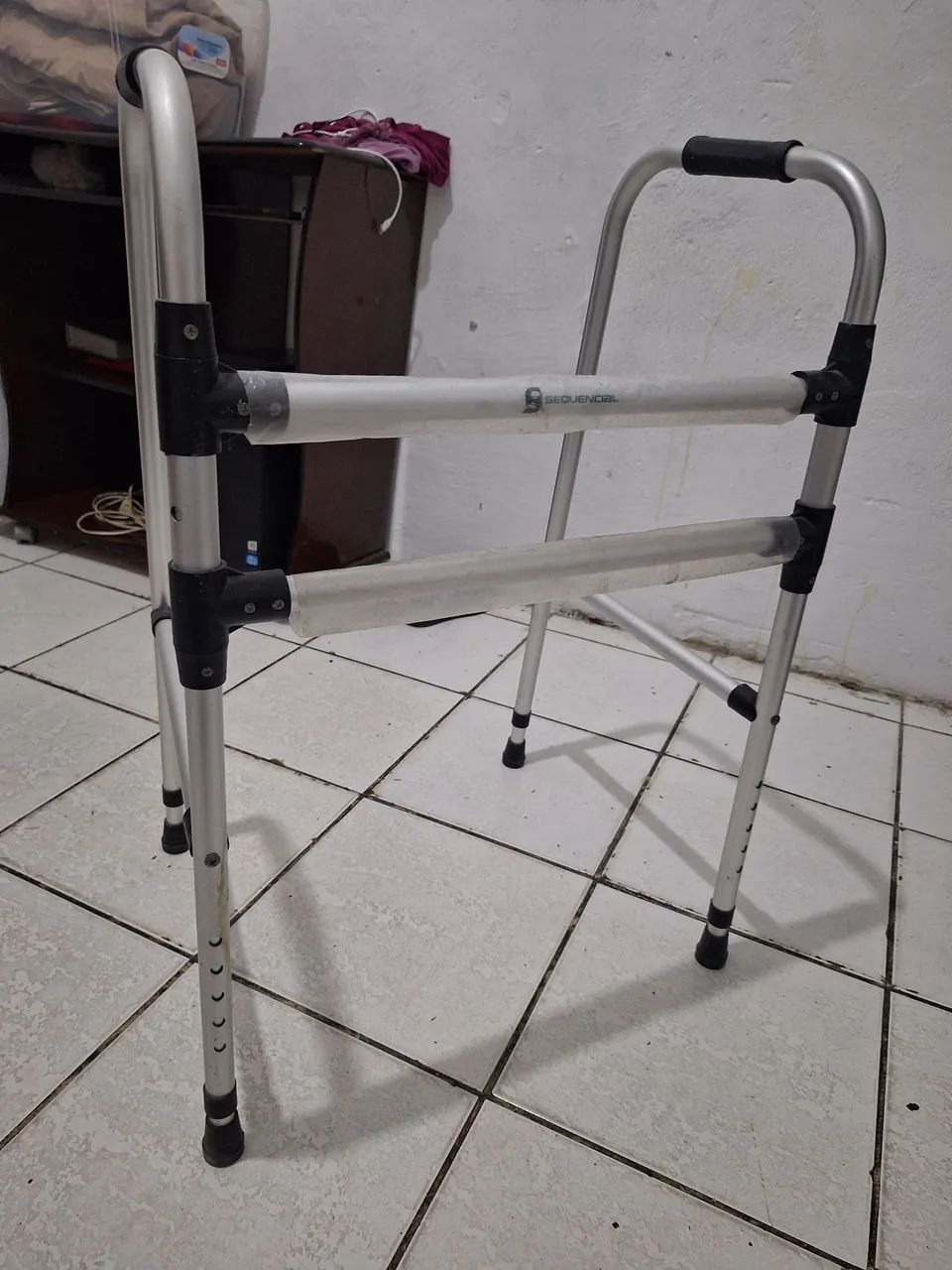 Andajar adulto 