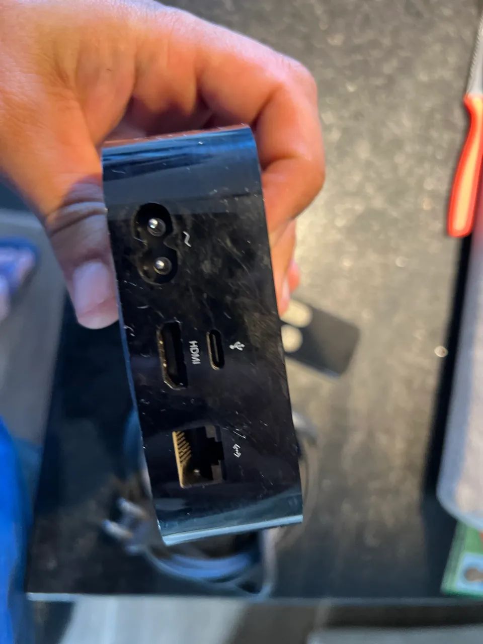 Apple TV 4K 1ª geração 2017 4K 32GB preto - Modelo A1842