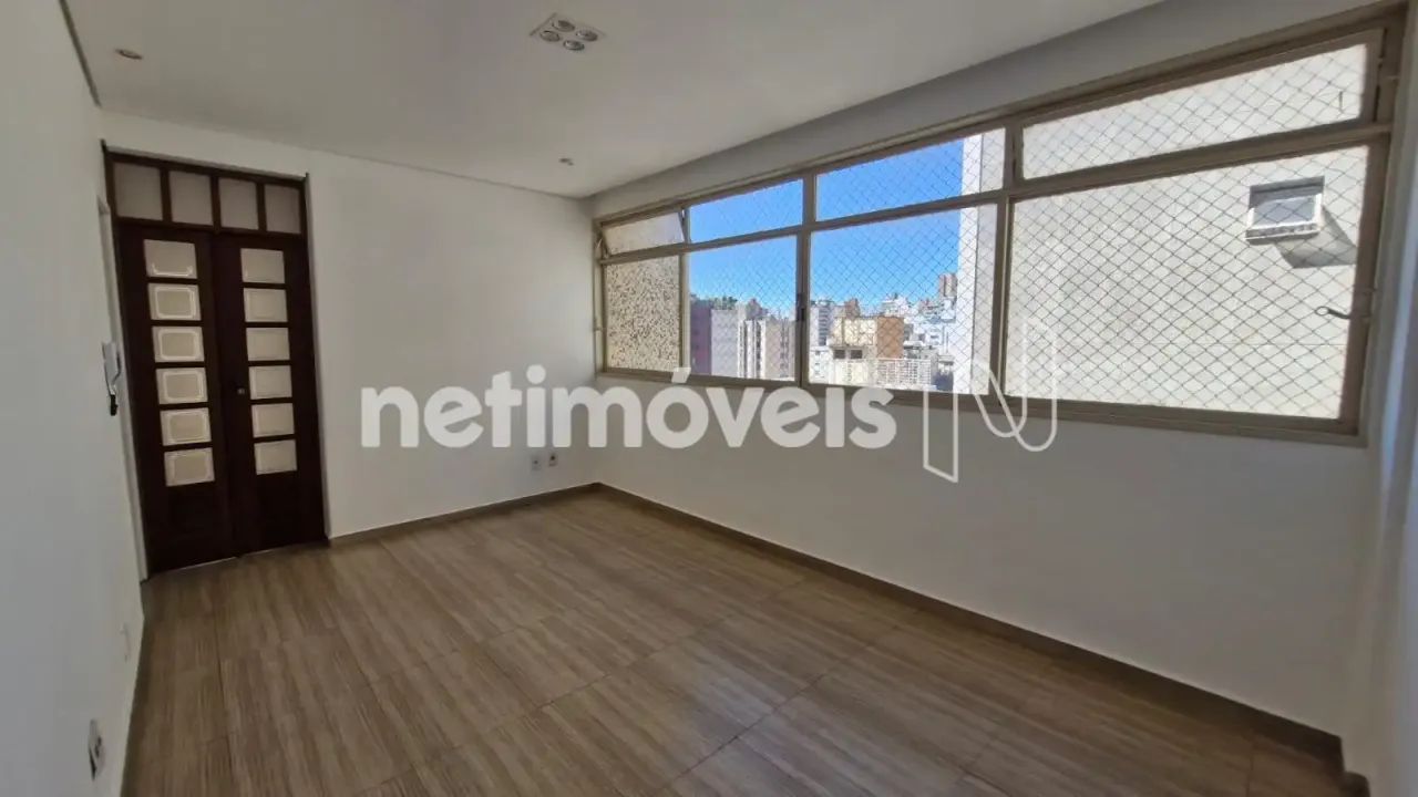 3 quartos próximo à praça Leonardo Gutierrez - Foto 2