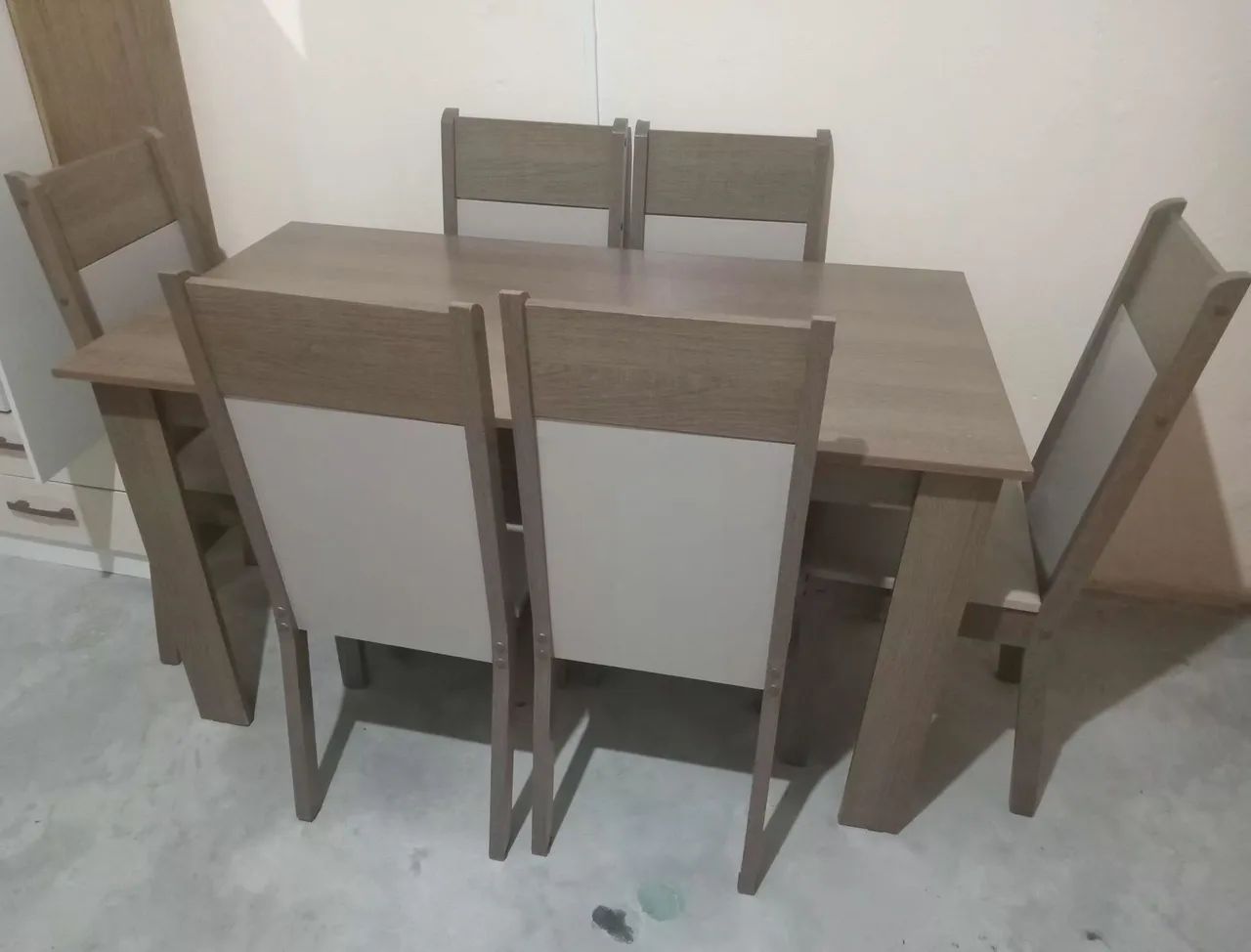 Mesa de jantar 6 cadeiras