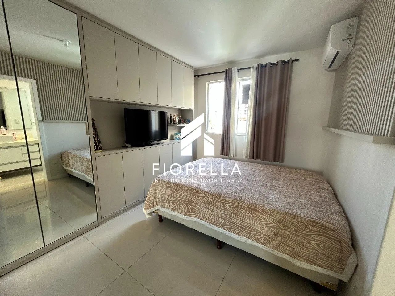 Apartamento com 03 dormitórios com Suíte no bairro Balneário Estreito - Florianópolis - Foto 2