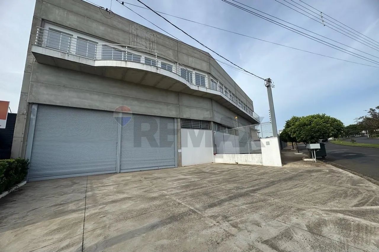 Prédio Comercial/Industrial com 3 Pavimentos, Pé-Direito de 6,20m e Infraestrutura Complet - Foto 3
