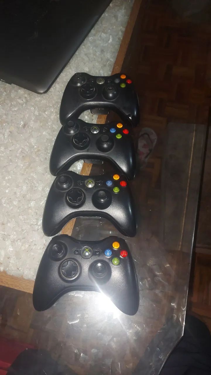 4 Controles Xbox 360? semi novos - Foto 2