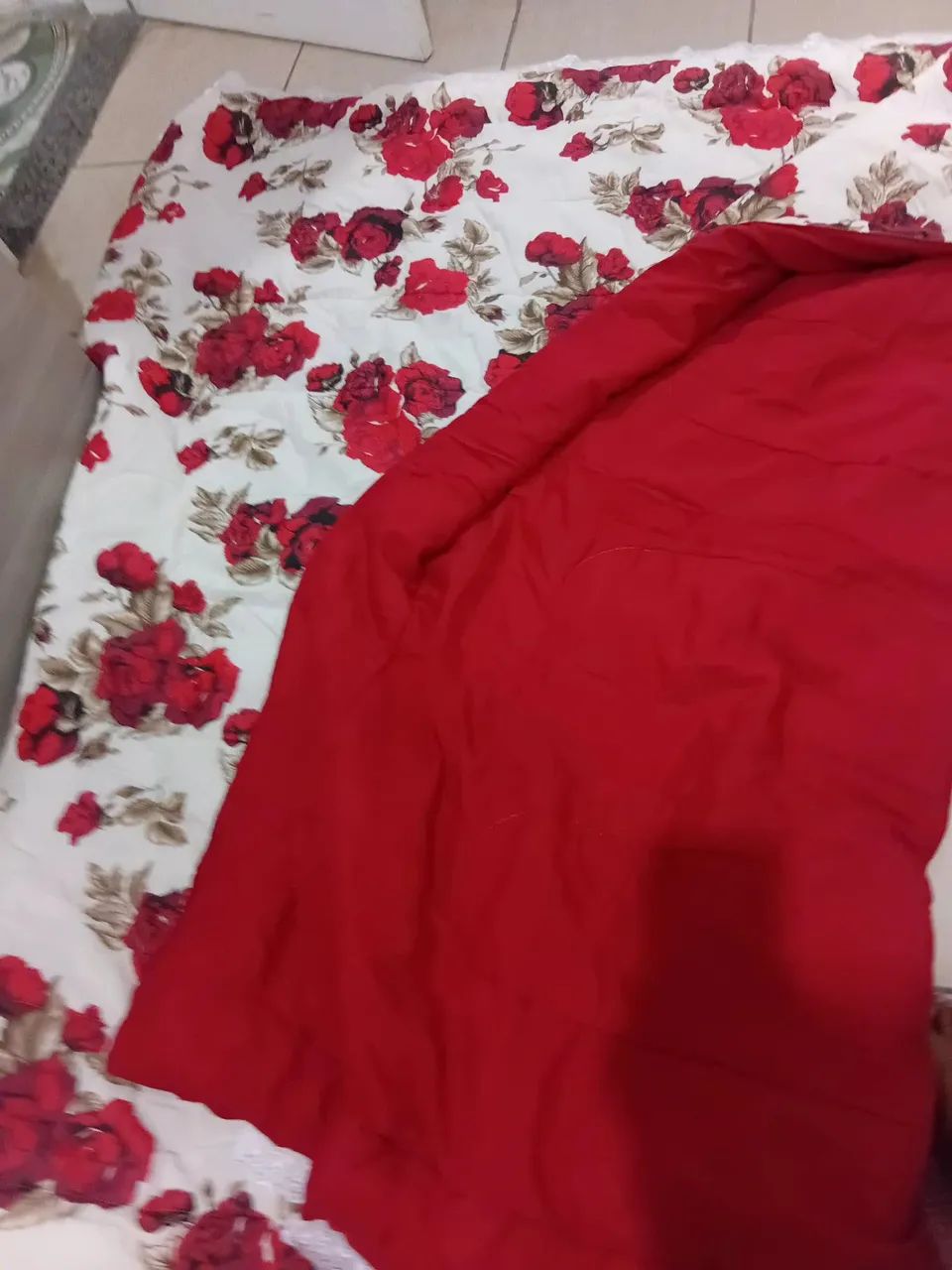 Vendo colcha de casal 