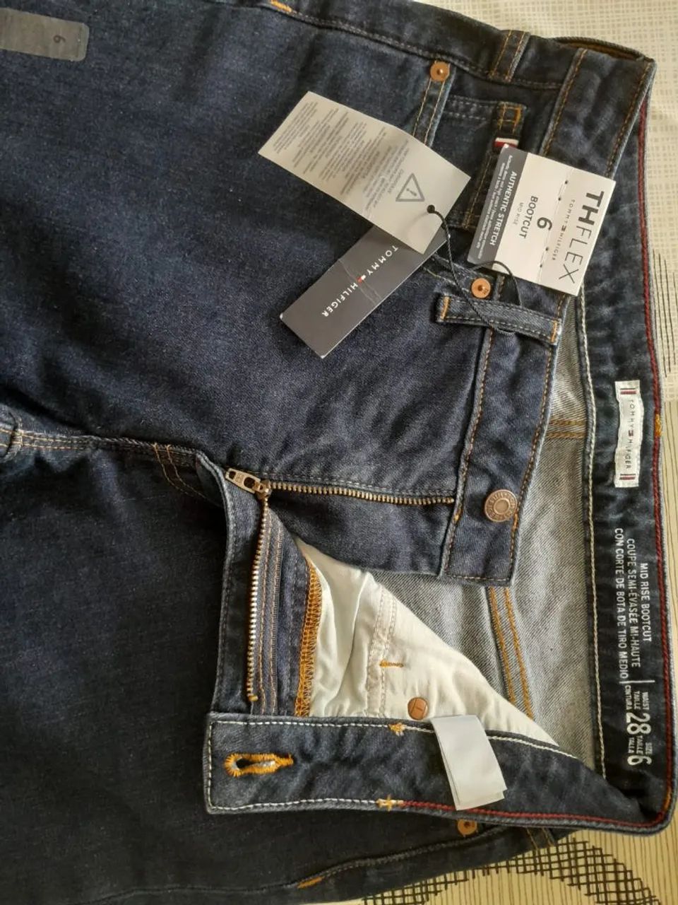 Calça jeans bootcut Tommy Hilfiger 
