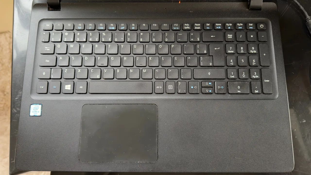 Notebook Acer Intel Core i3 - 6006U CPU 2.00GHz com SSD 4gb
