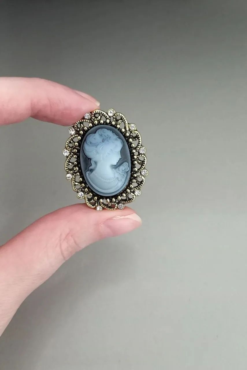 Broche de Camafeu Escuro Detalhe Strass (novo) - Foto 2