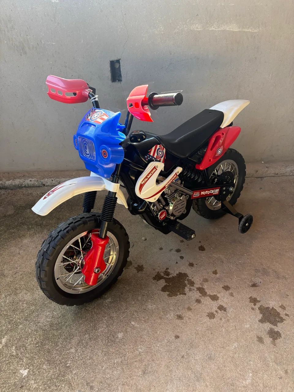 Moto elétrica infantil 