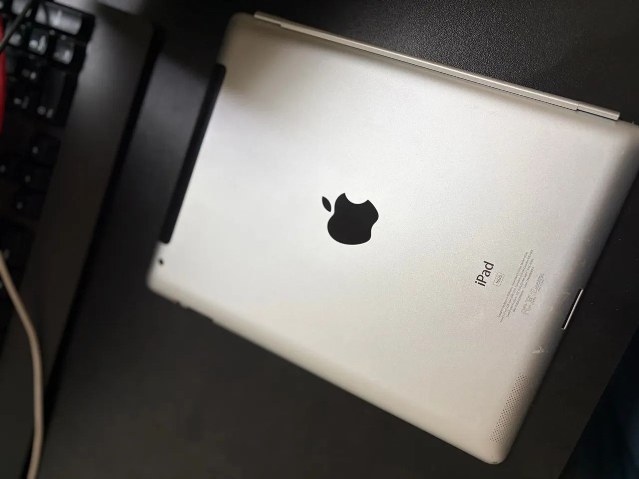 ? iPad Apple 16GB - Modelo MC773BZ/A - iOS 9.3.5 - Foto 2