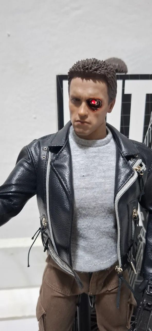 Boneco Exterminador do Futuro Custom 1/6 (ler) - Foto 4