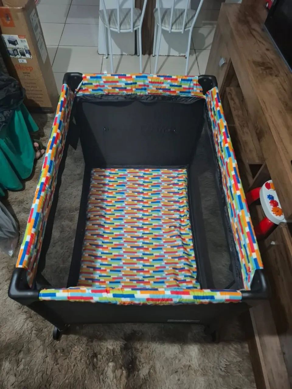 Berço portátil com mosquiteiro sleep até 15kg - Voyage colorê  - Foto 2