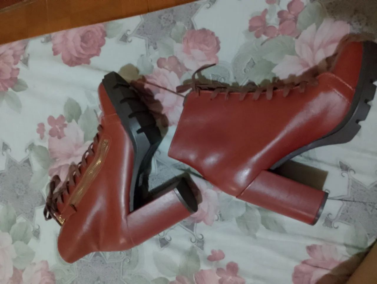 Bota Feminina Vinho Nova - Foto 3
