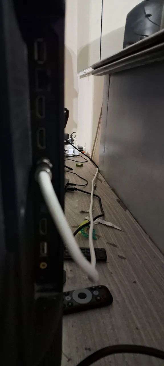 Tv Led TCL 50 - Foto 4
