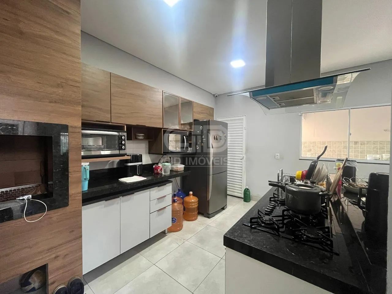 Casa à Venda de 3 Quartos (1 Suíte) no Bairro Dom Bosco - Foto 4
