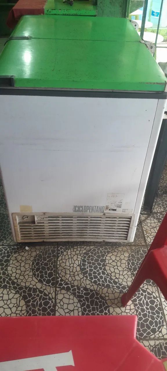Freezer 2 portas,conservada.