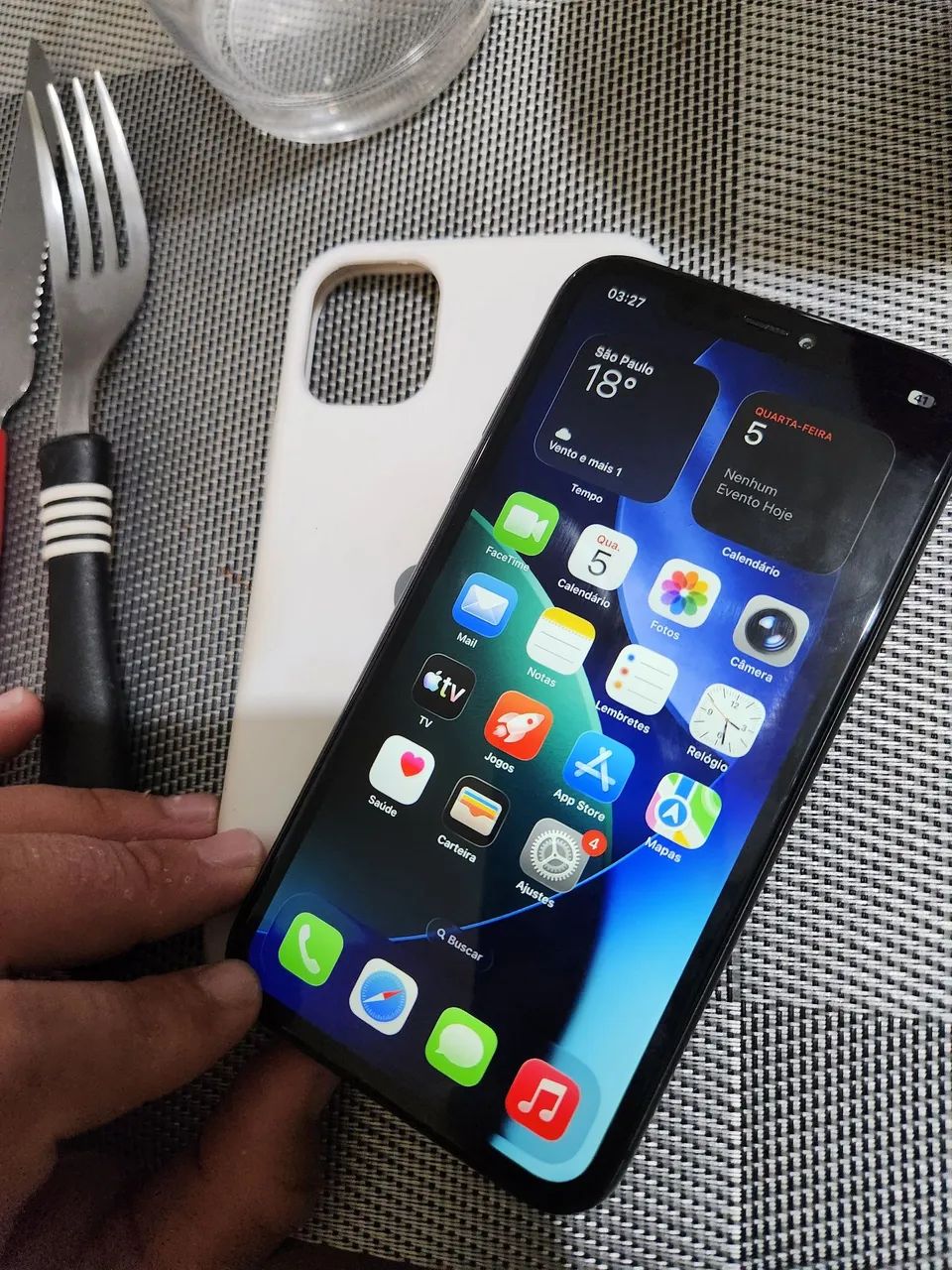 Iphone 11 muito novo - Foto 4