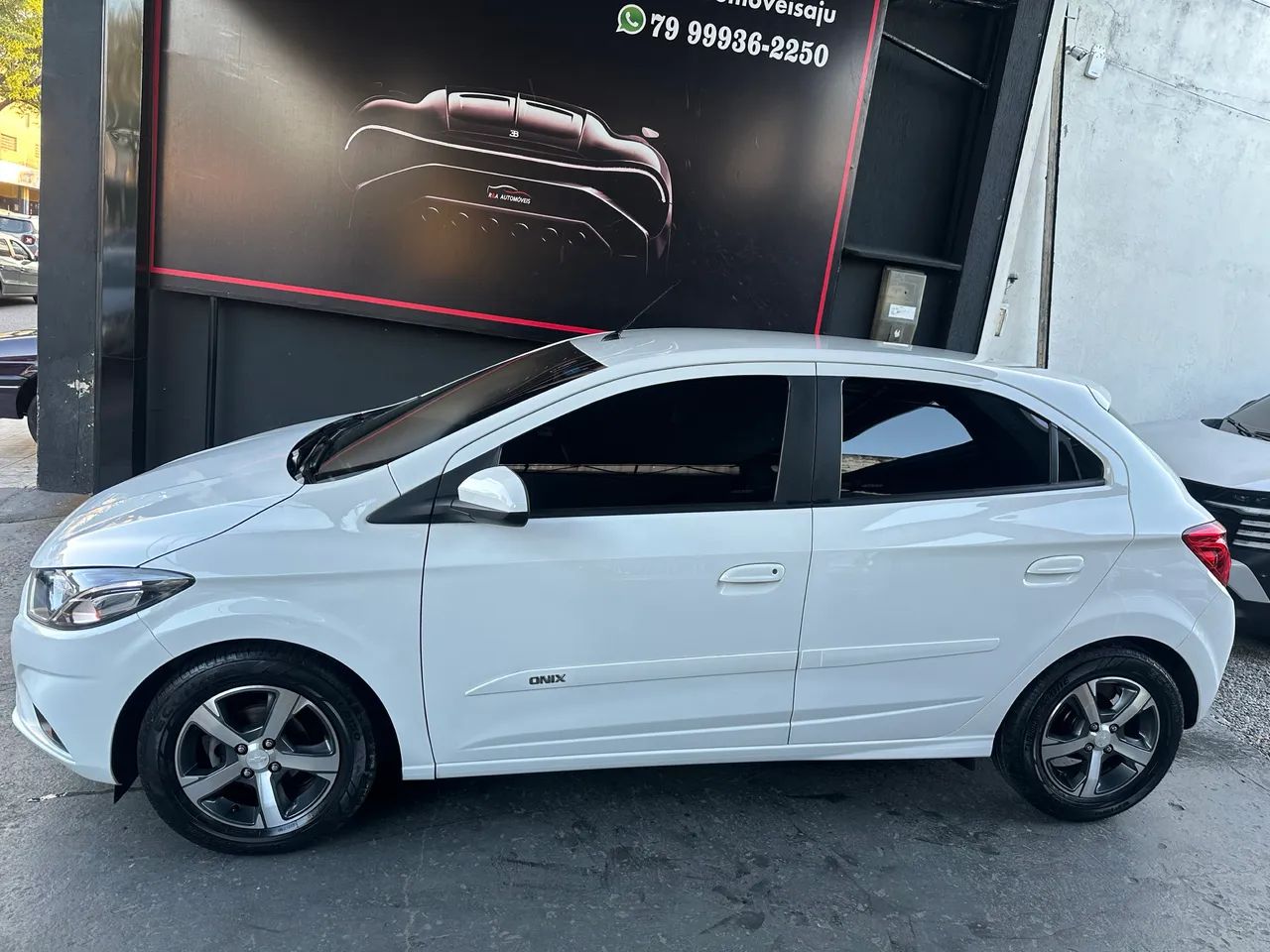 Chevrolet Onix Hatch LTZ 1.4 8V Flex Aut. 4P 2017 - Foto 4