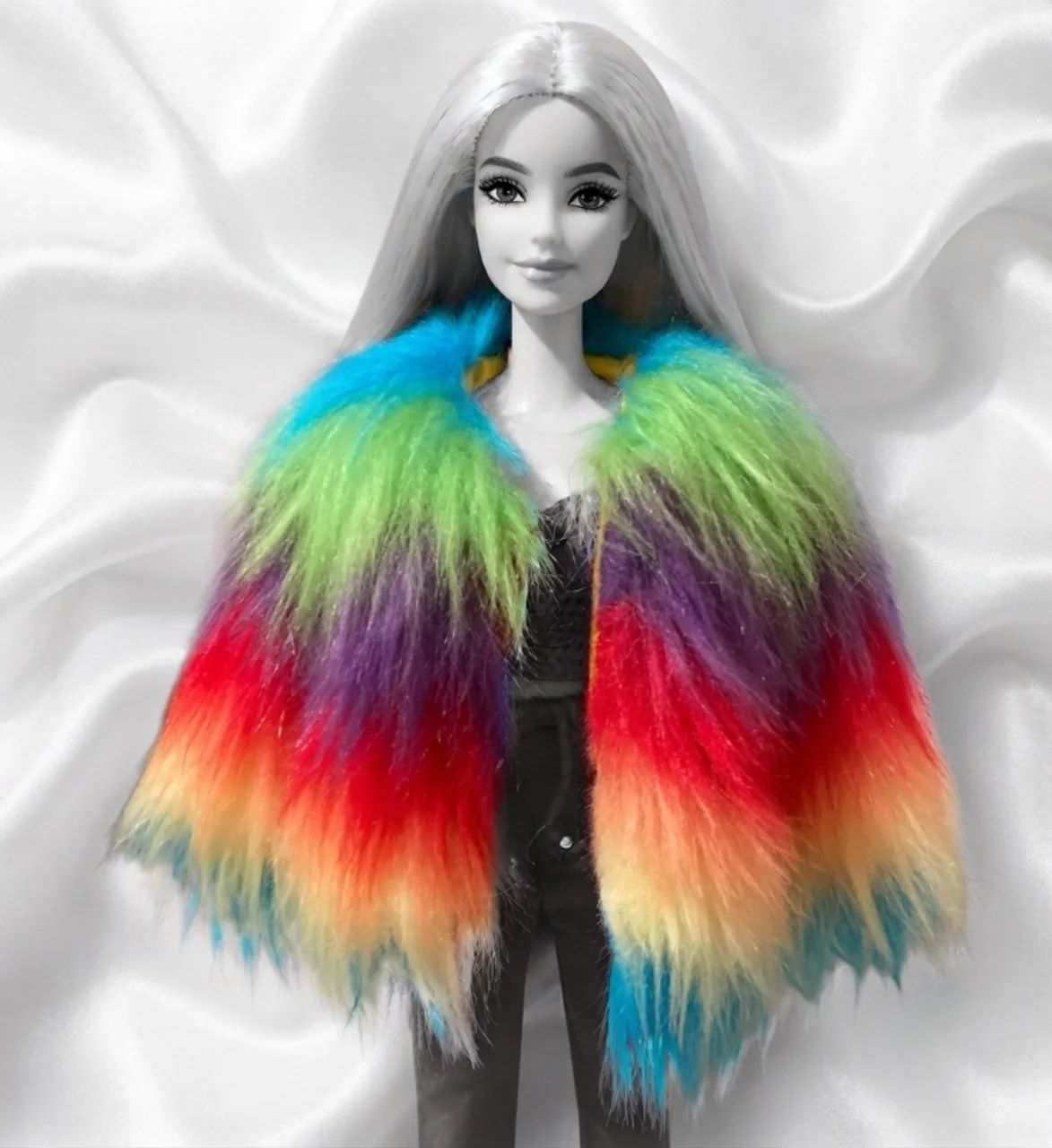 Casaco Arco-Íris Barbie extra 01