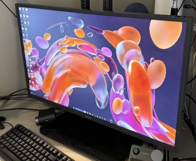 VENDO DOIS MONITORES SAMSUNG 4K UJ59 - 32 POLEGADAS 