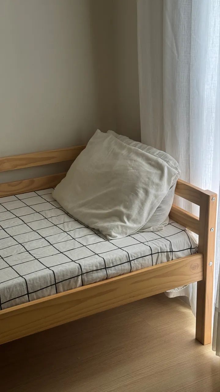 Linda Cama Solteiro Madeira Maciça Casatema - Foto 4