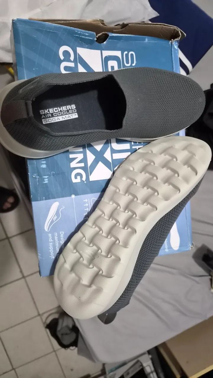Vendo sckechers air cooled Goga Mat